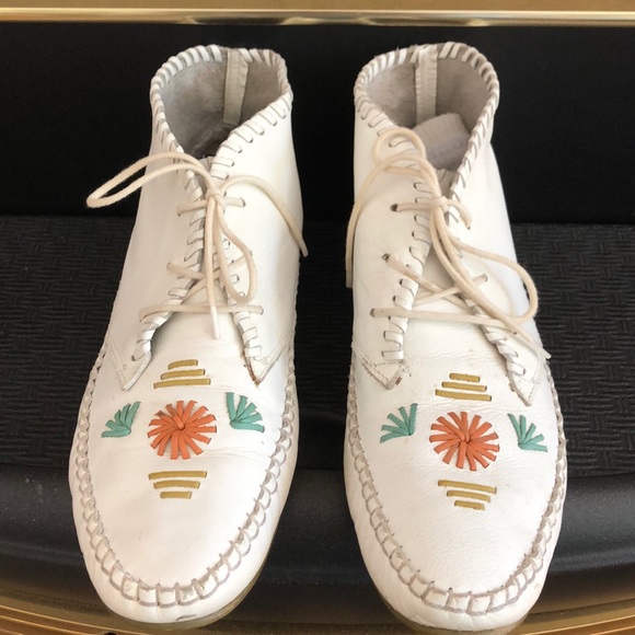 Pina Colada Shoes - Brazilian stitched leather shoes 🌿